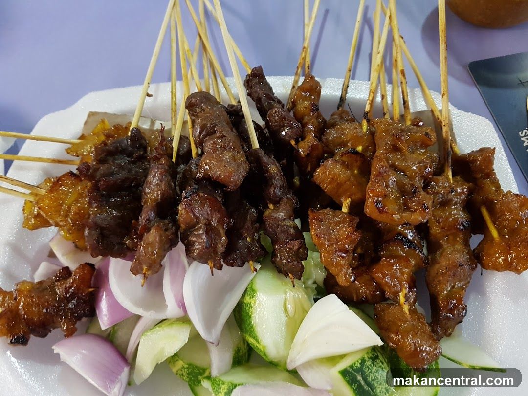 Satay Skewers with Cucumber and Onion