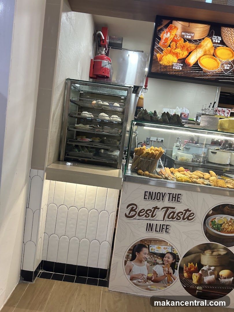Food Display and Advertisement