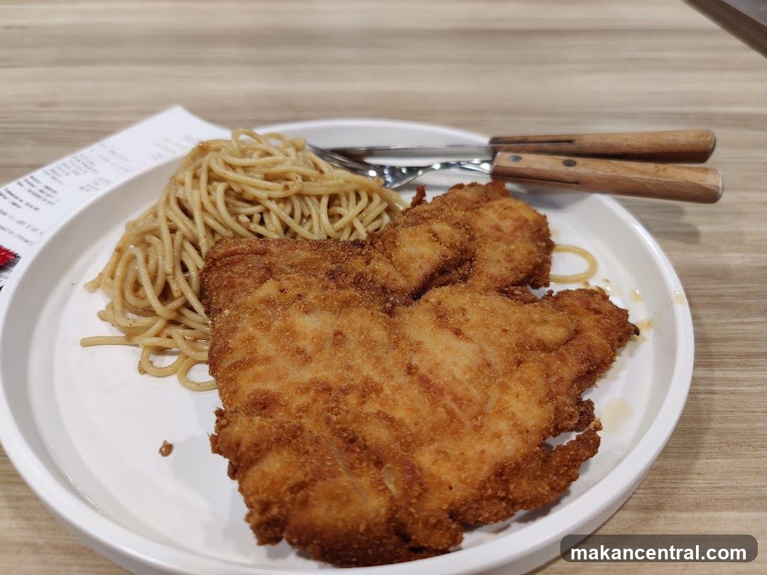 Fried Chicken Cutlet with Spaghetti