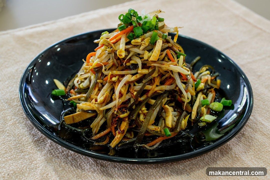 Bean Sprout Salad