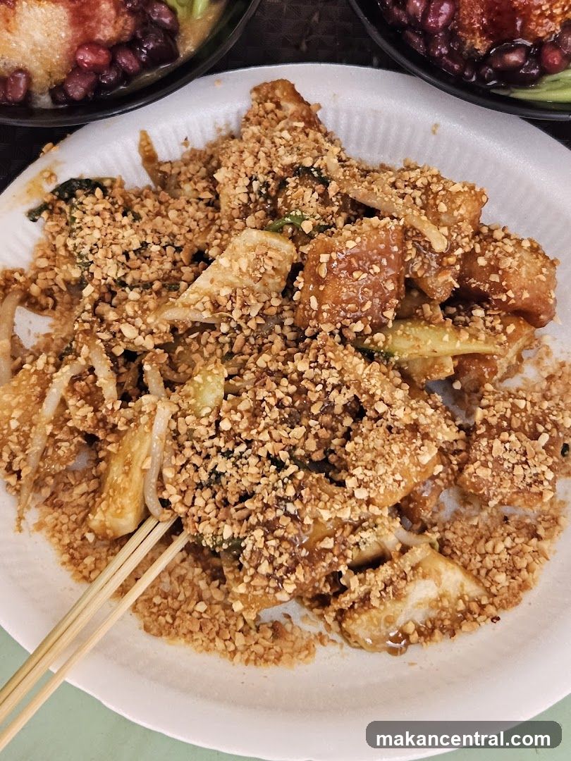 Fried Dough with Peanuts