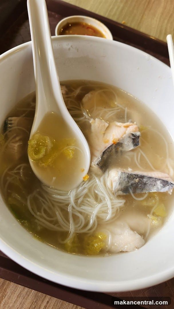 Fish noodle soup