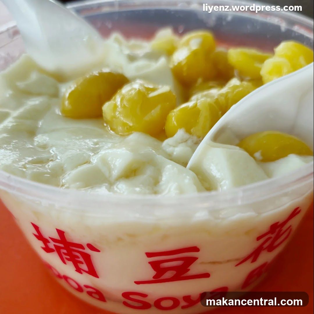 Soya Pudding with Toppings