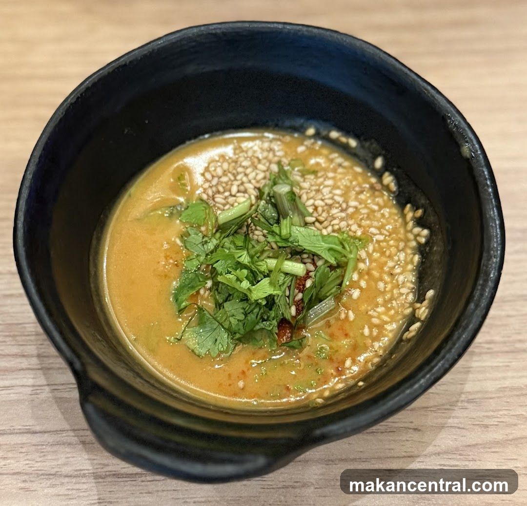 Sesame Sauce with Garnish