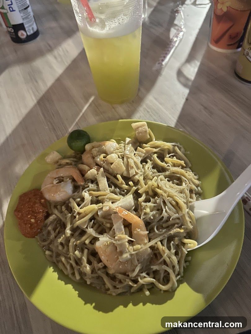 Noodles with Shrimp and Drink