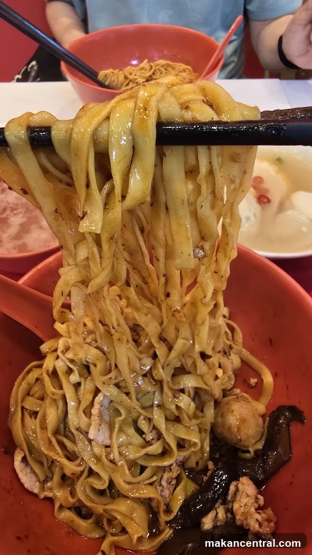 Noodles with Meat and Mushrooms