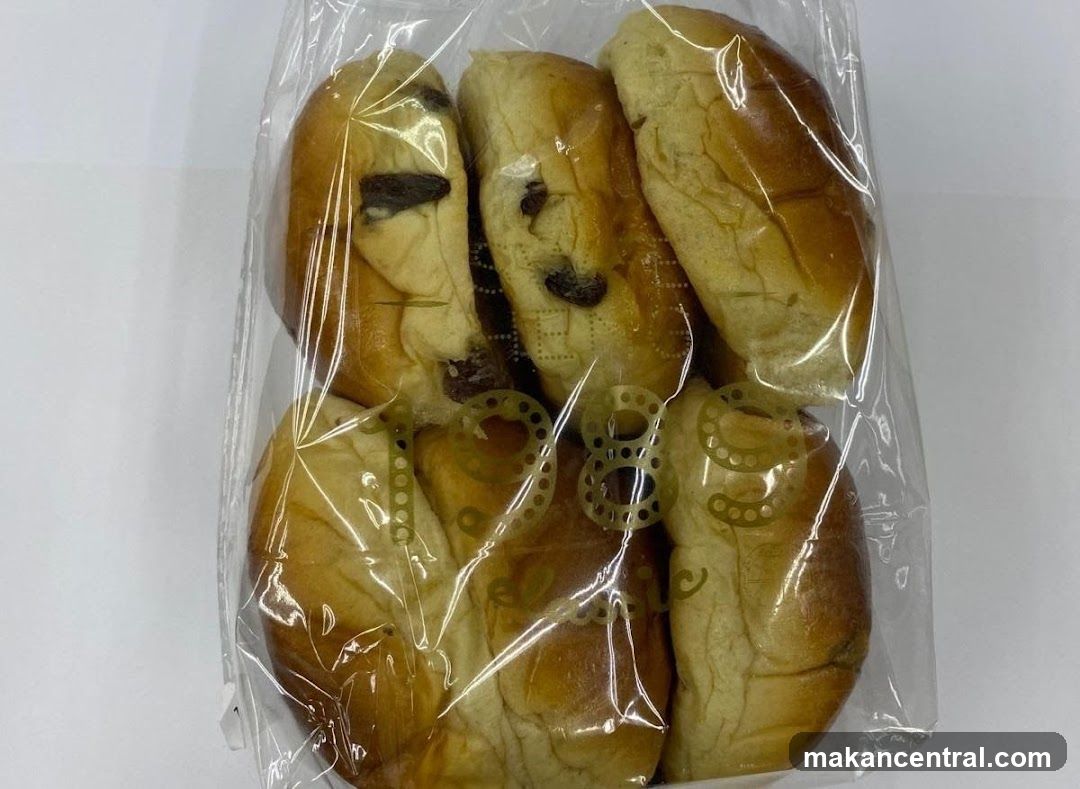 Raisin Bread Rolls