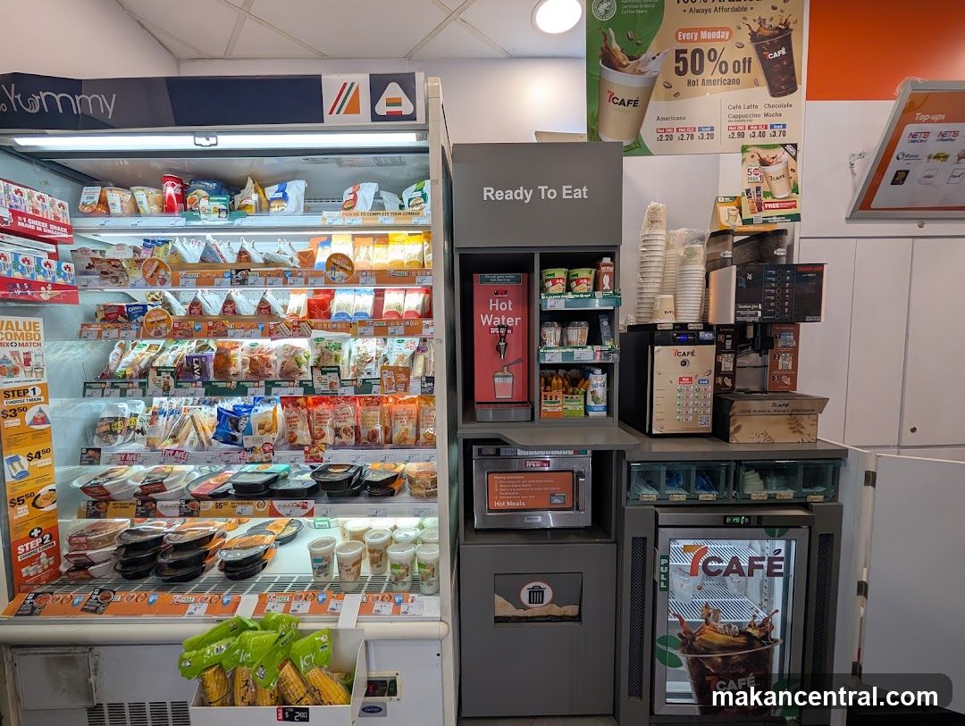 Convenience Store Food and Drink Display