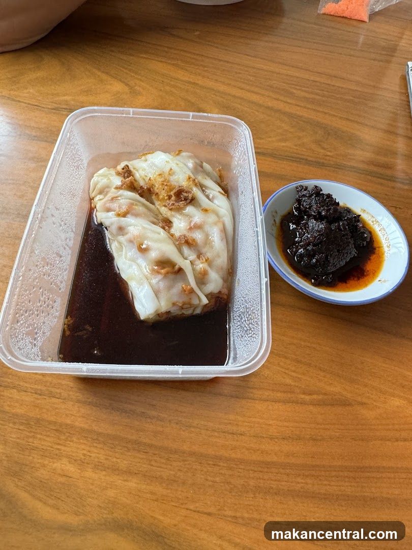 Cheung Fun with Sauce