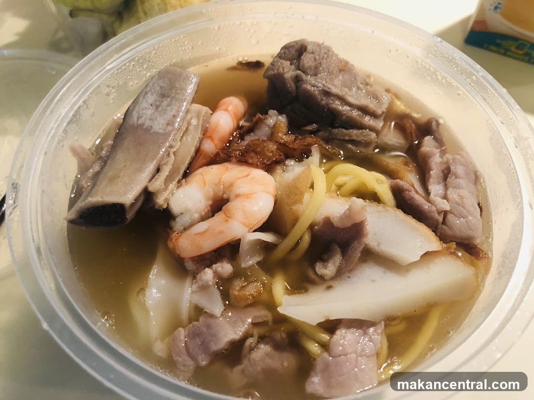 Noodle Soup with Pork Ribs and Shrimp