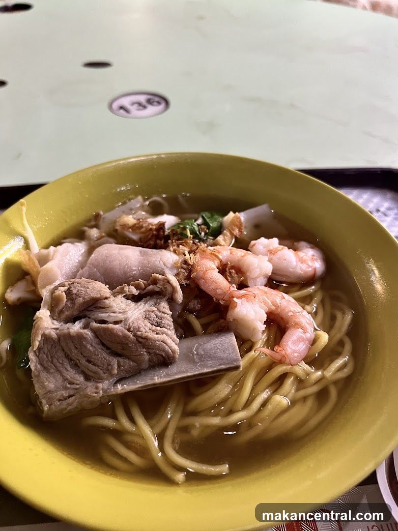 Pork Ribs and Shrimp Noodles