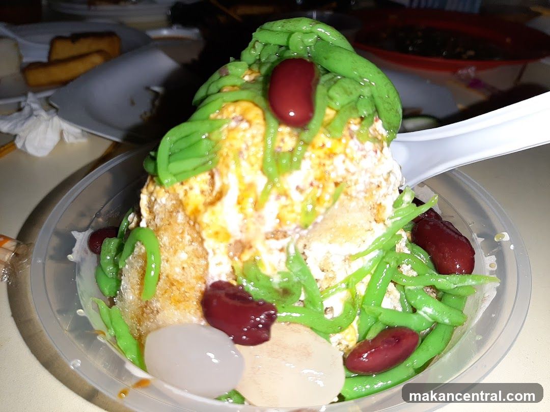 Dessert with Shaved Ice
