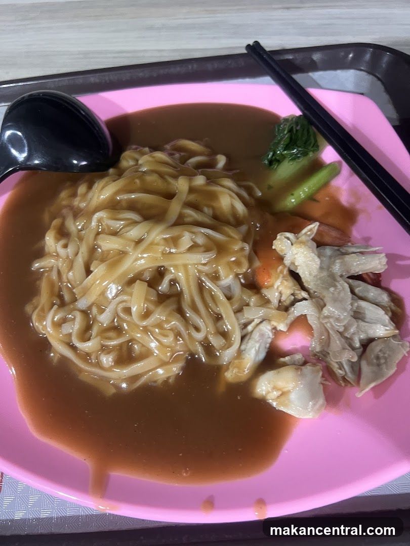 Noodles with Gravy and Chicken