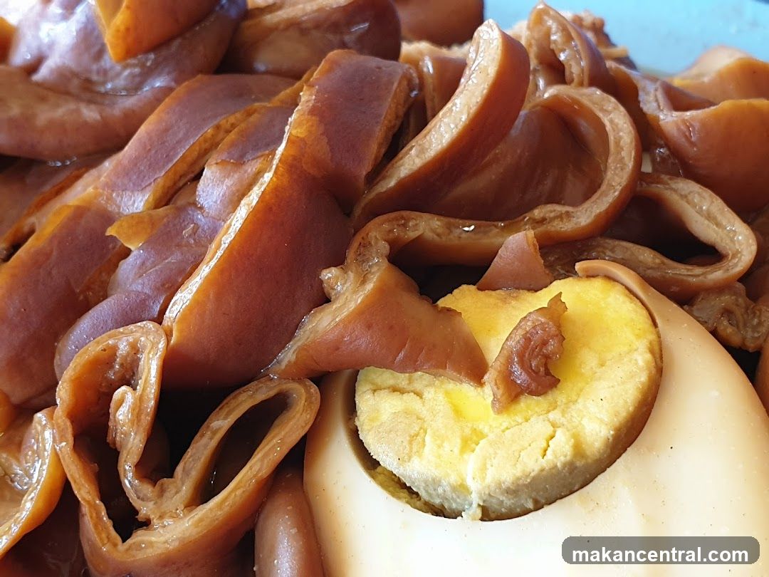 Braised Pork Ears and Eggs