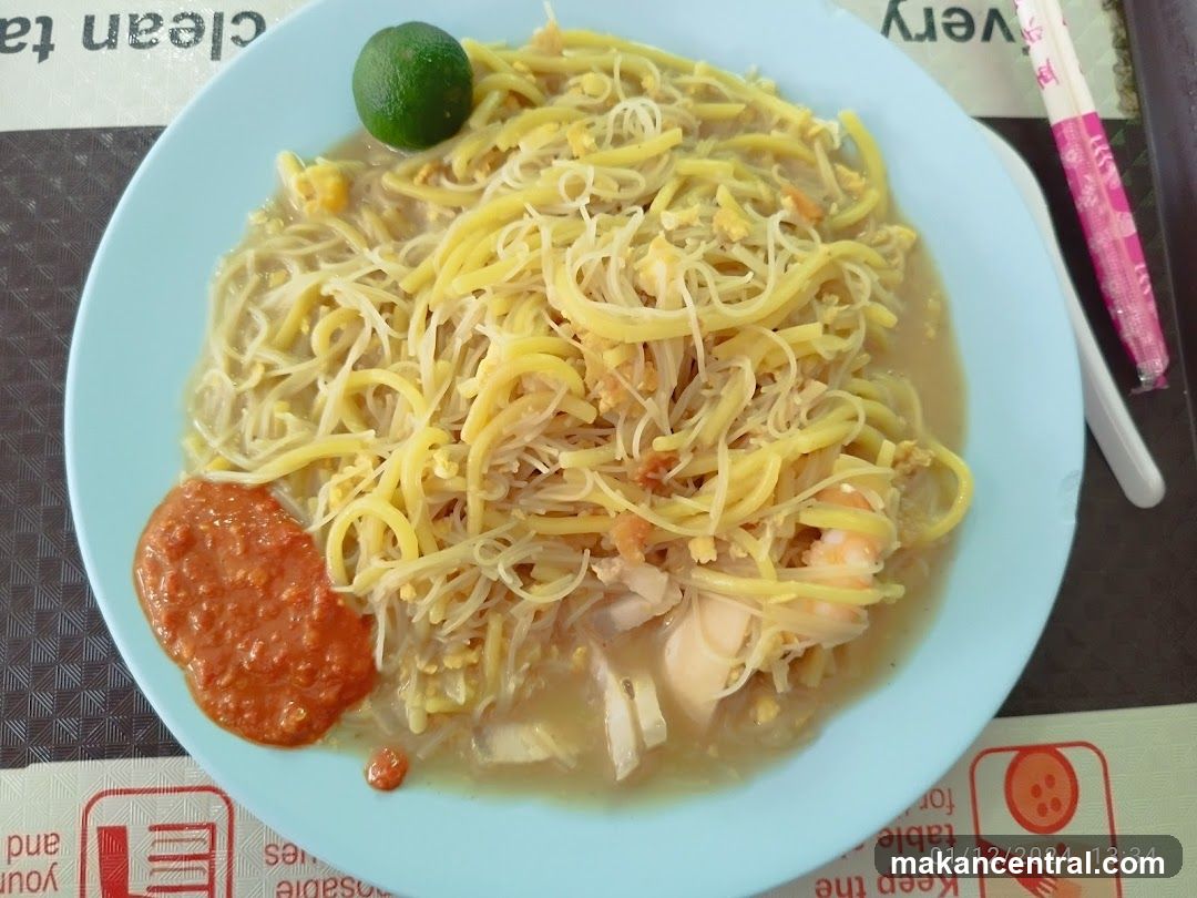 Noodles with Shrimp and Chili Sauce