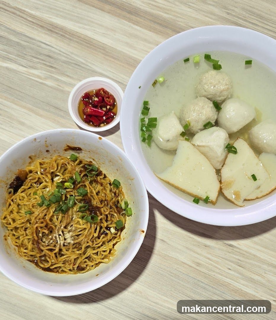 Noodles with Fish Balls and Chili