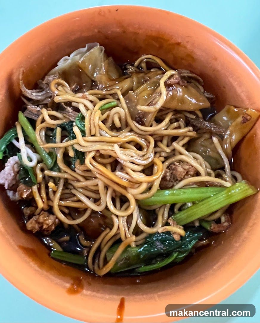 Noodles with Wontons and Greens
