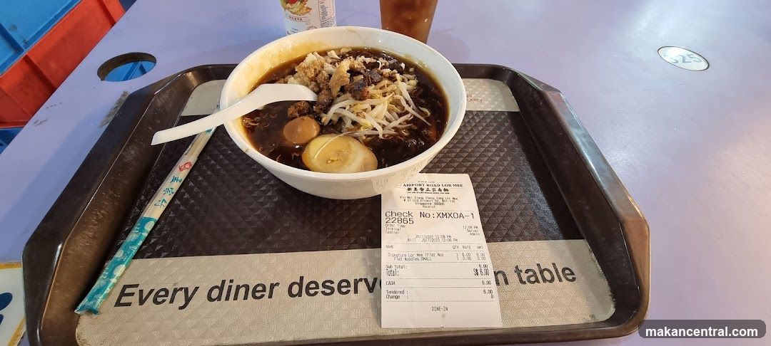 Noodles with Egg and Bean Sprouts
