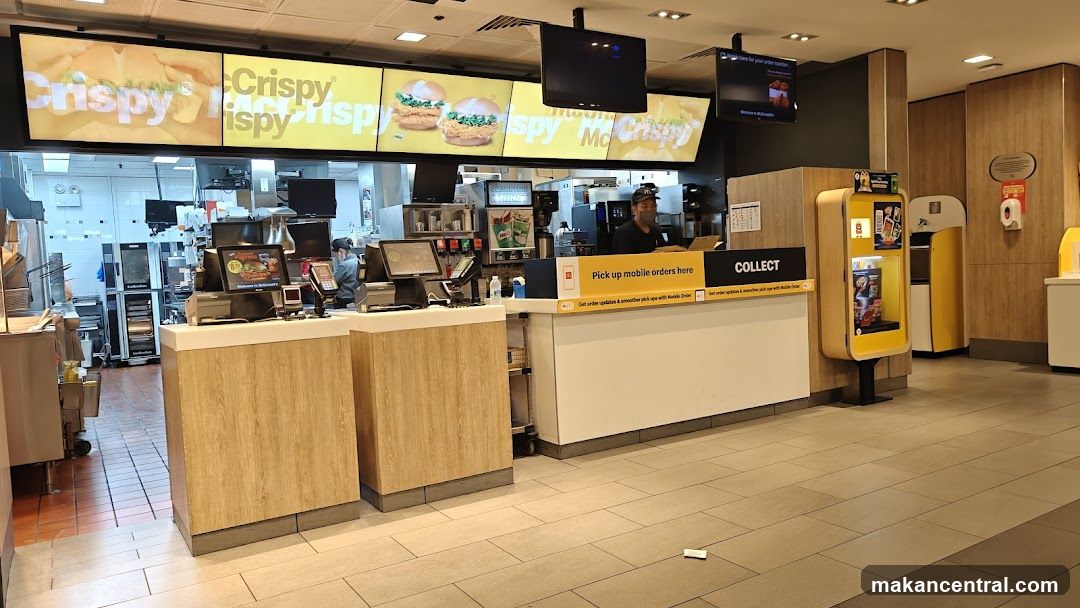 Fast Food Restaurant Counter