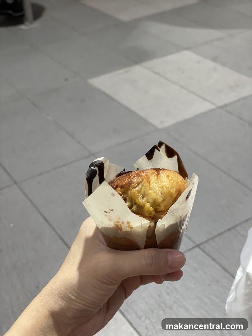 Muffin with Chocolate Drizzle