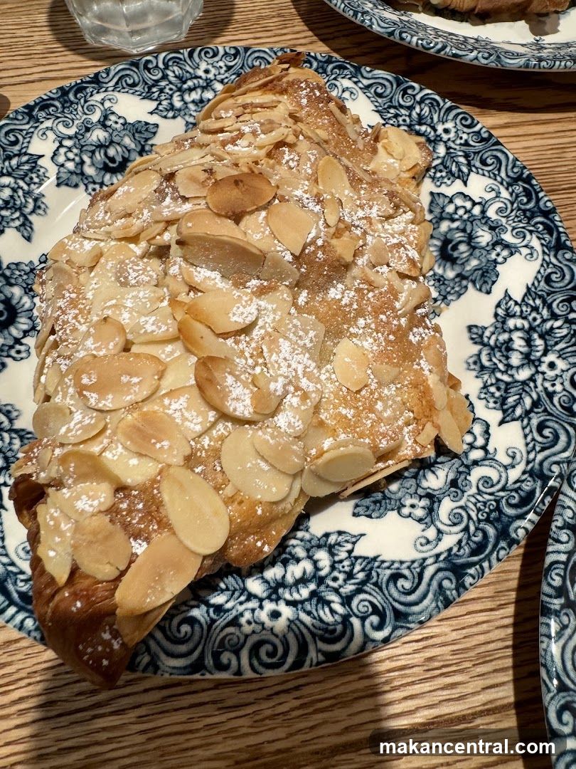 Almond Croissant