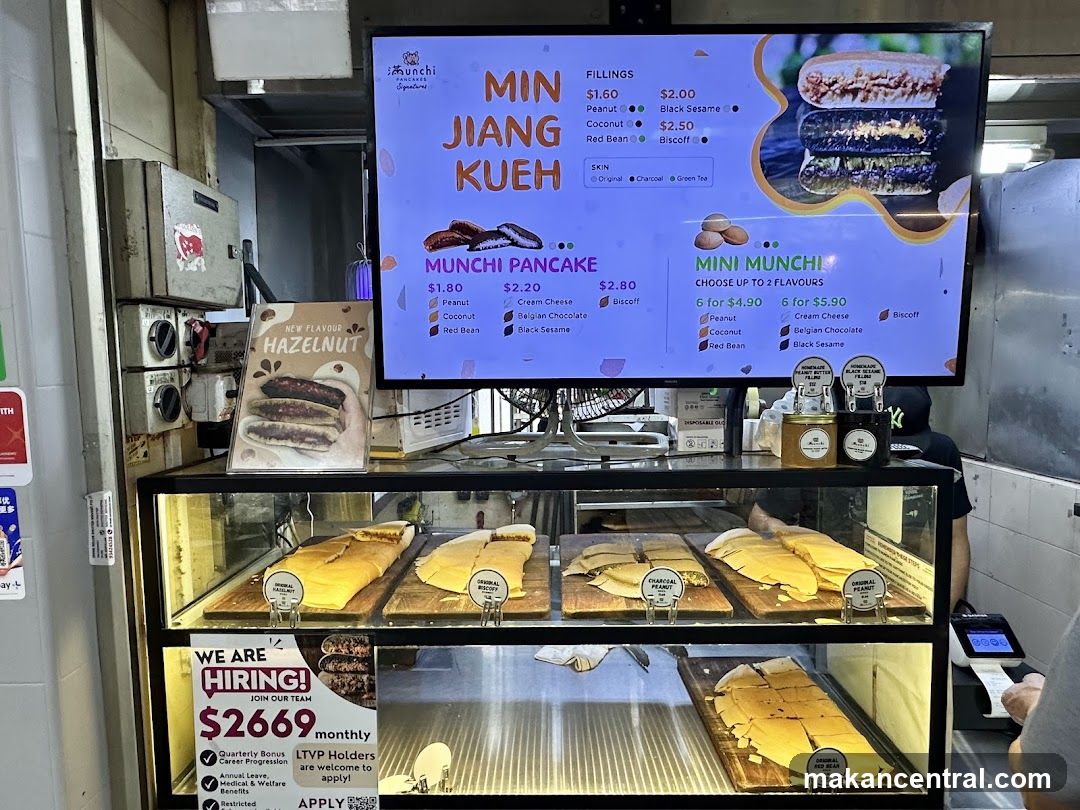 Munchi Jiange Kueh Menu and Display