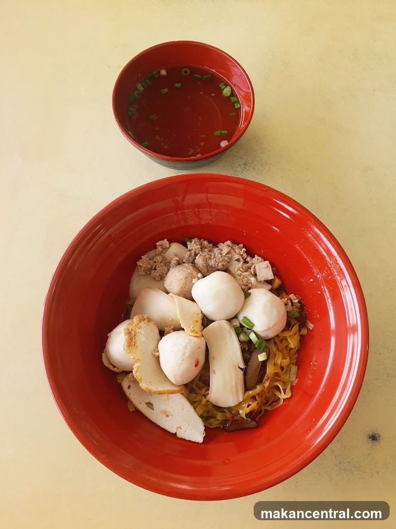來碗麵 - 潮州魚圆麵 Lai Wan Mian Teochew Fishball Noodle