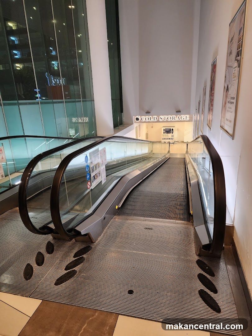 Escalator leading to Cold Storage