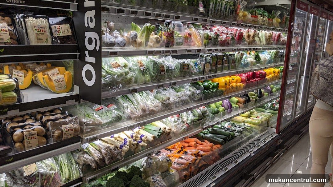 Organic Produce Aisle
