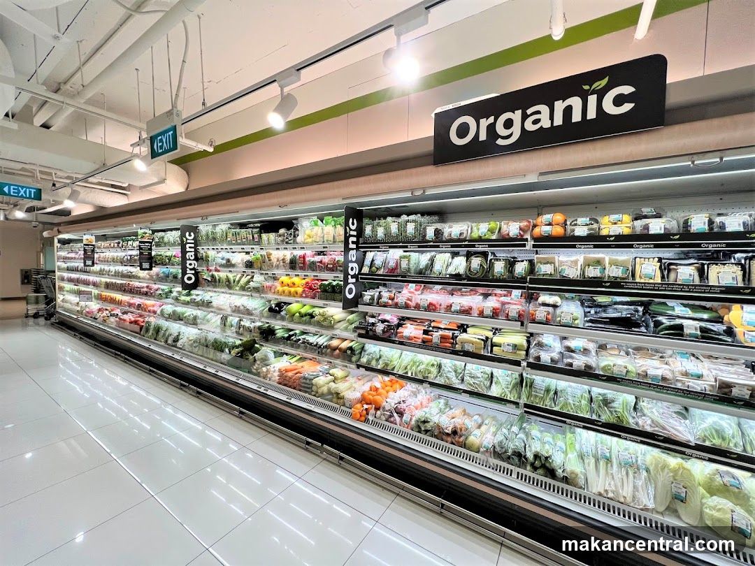 Organic Produce Aisle
