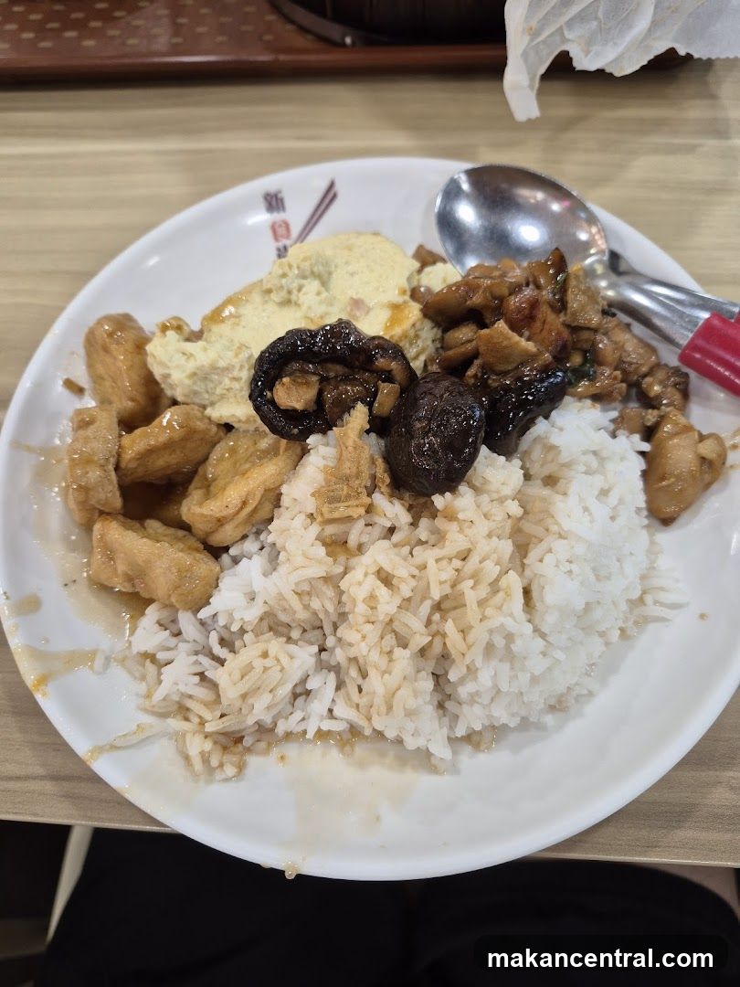 Rice plate with various toppings