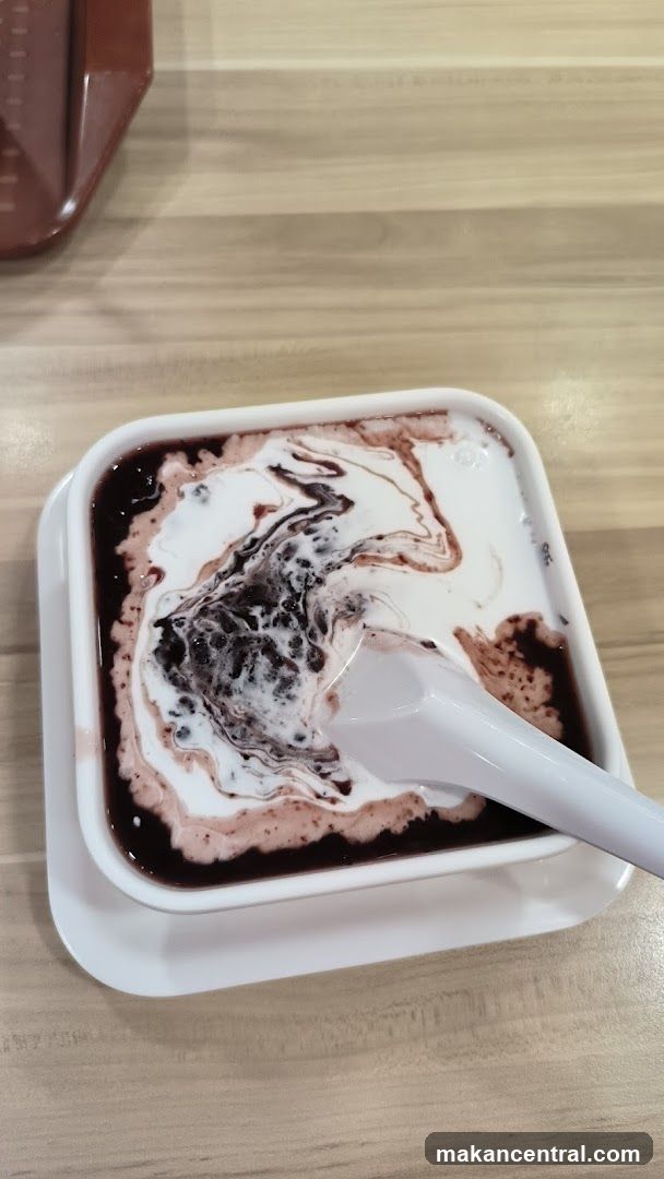 Black Sesame Dessert with Coconut Milk