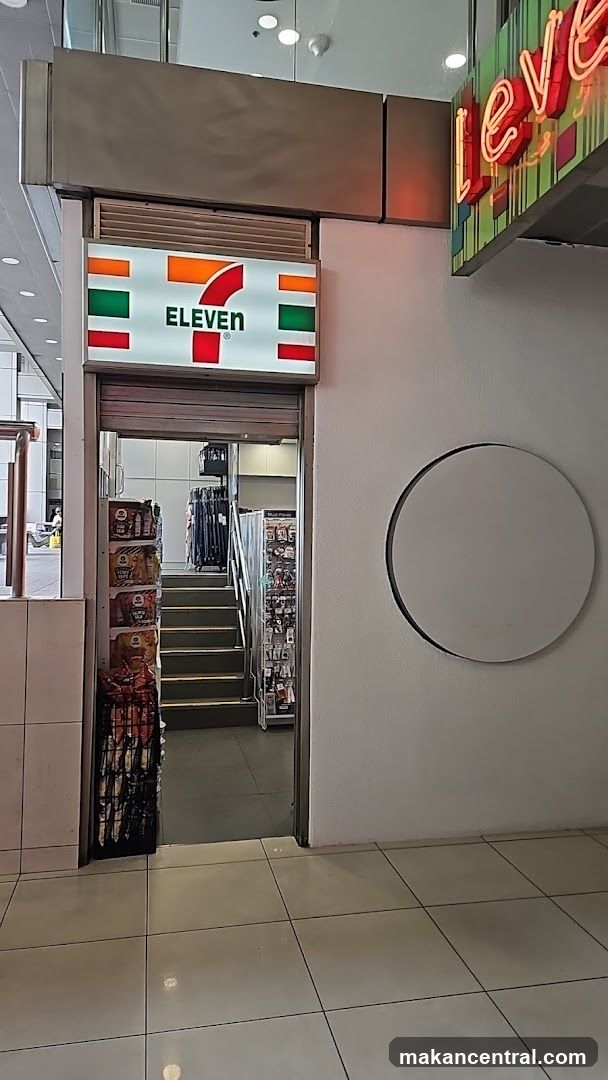 7-Eleven Store Entrance
