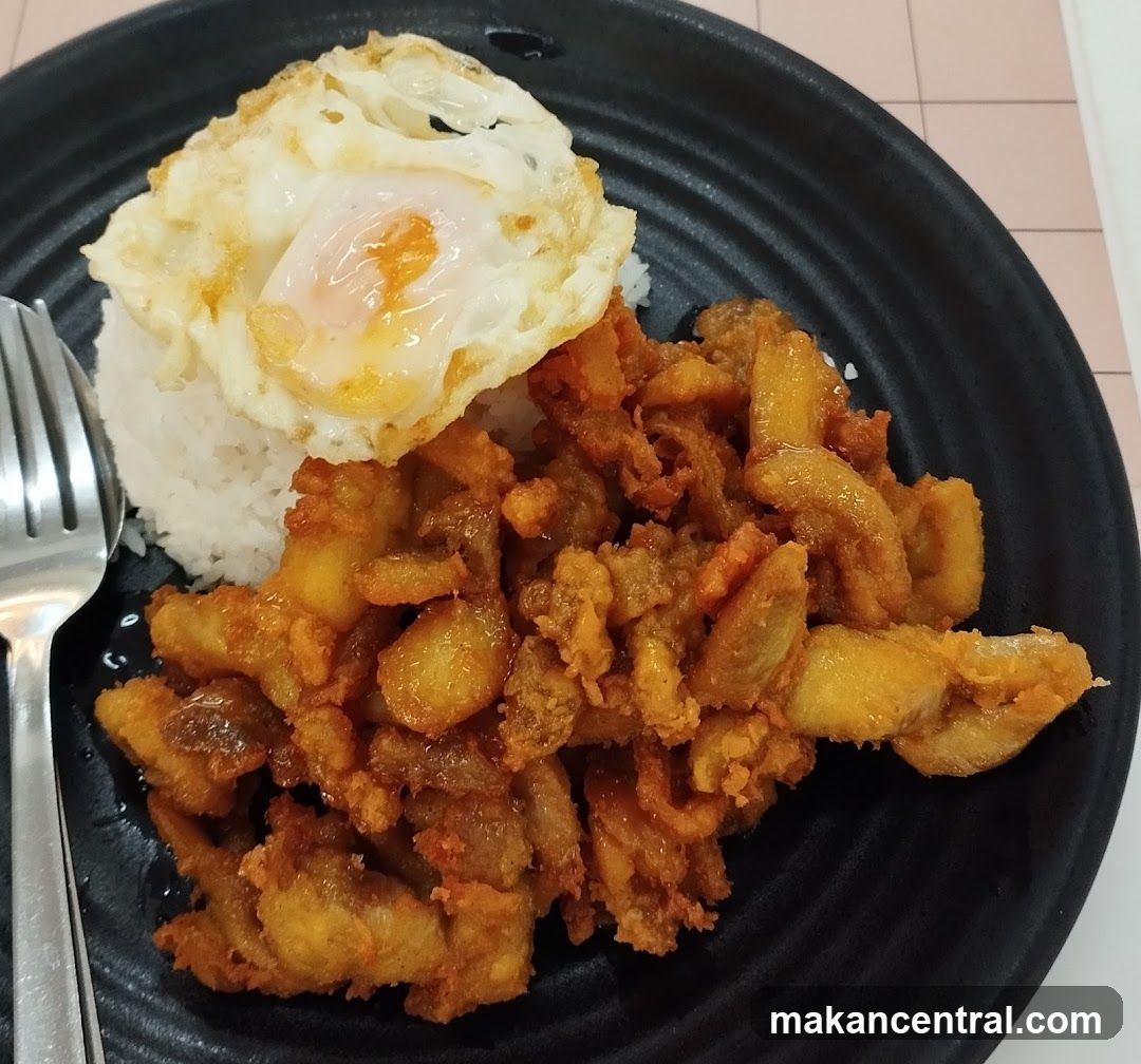 Fried Chicken Rice with Fried Egg
