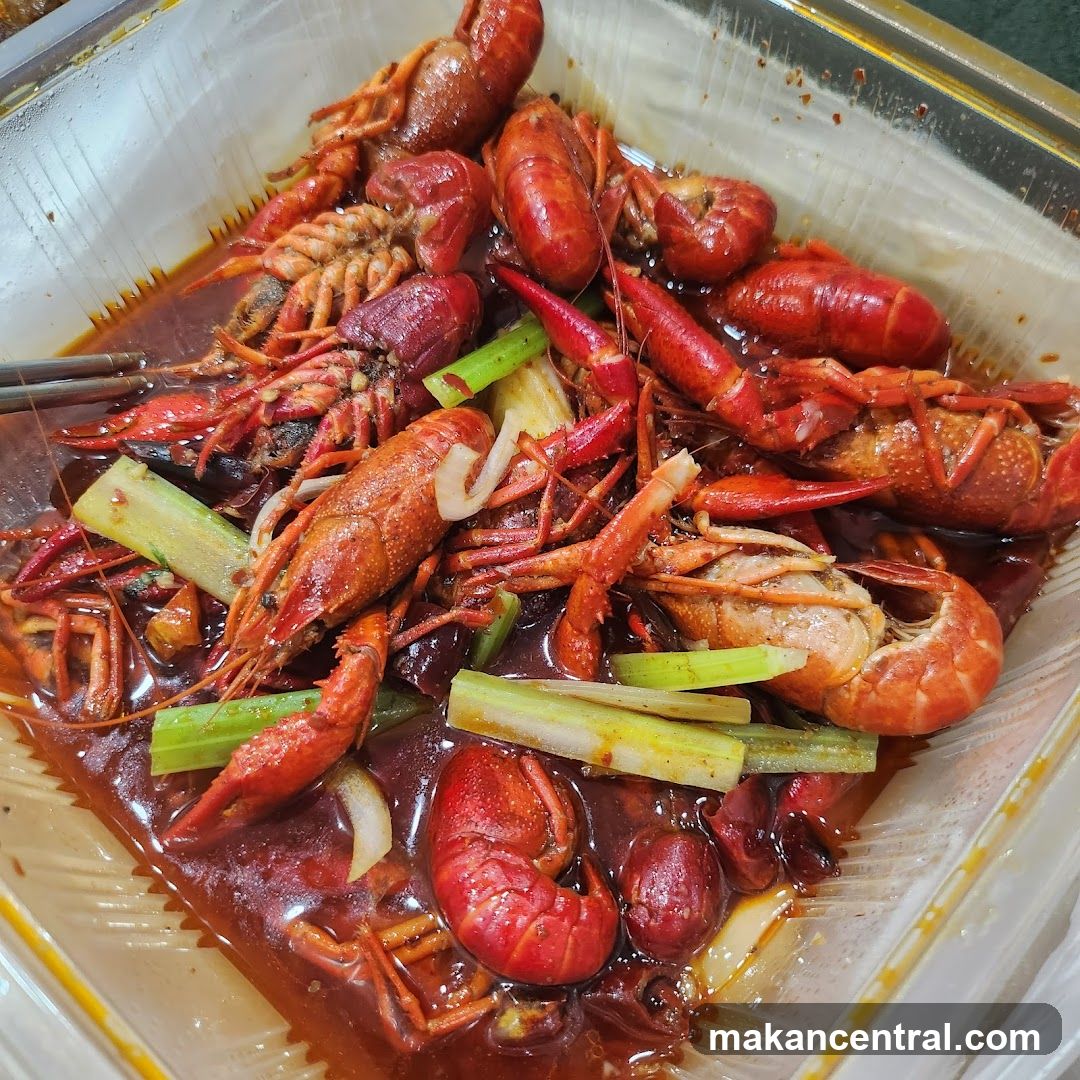 Spicy Crayfish with Celery