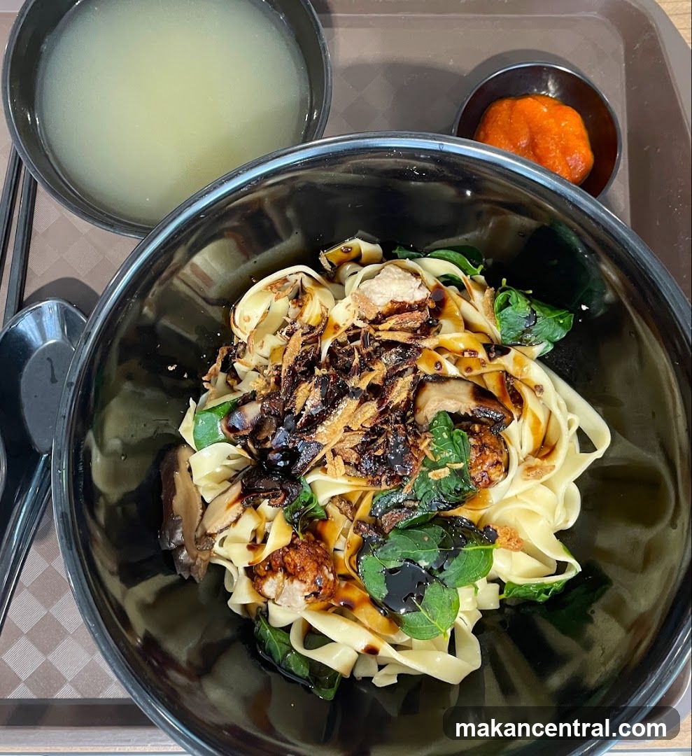 Noodles with Soup and Chili Paste