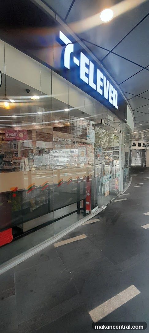 7-Eleven Storefront