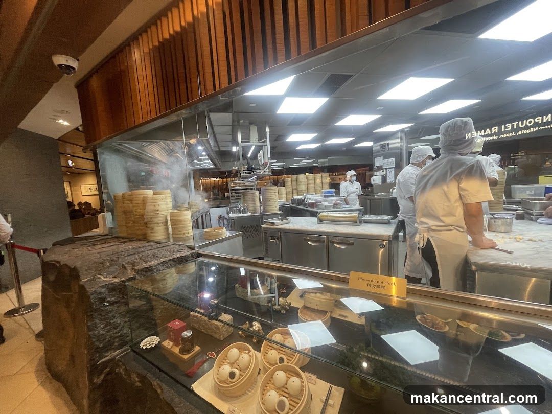 Restaurant Kitchen