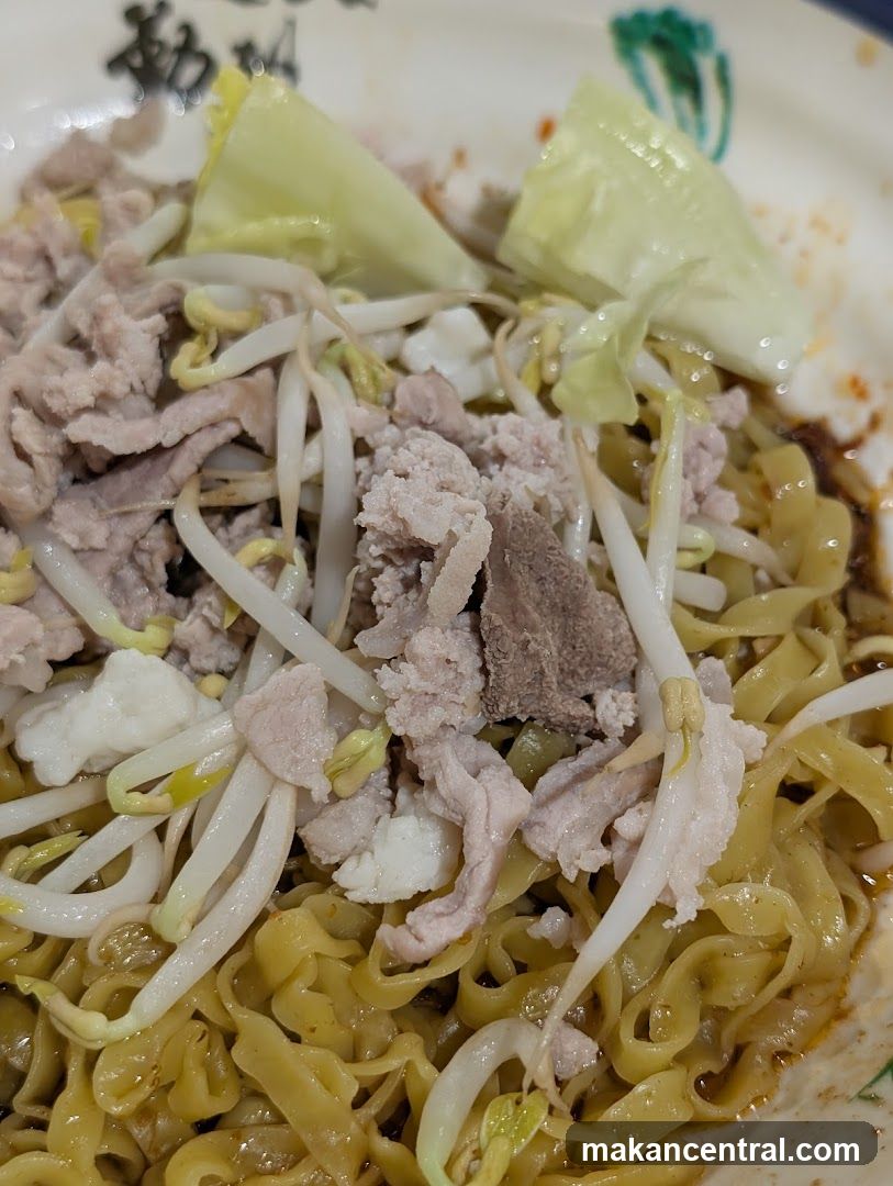 Noodles with Pork and Bean Sprouts