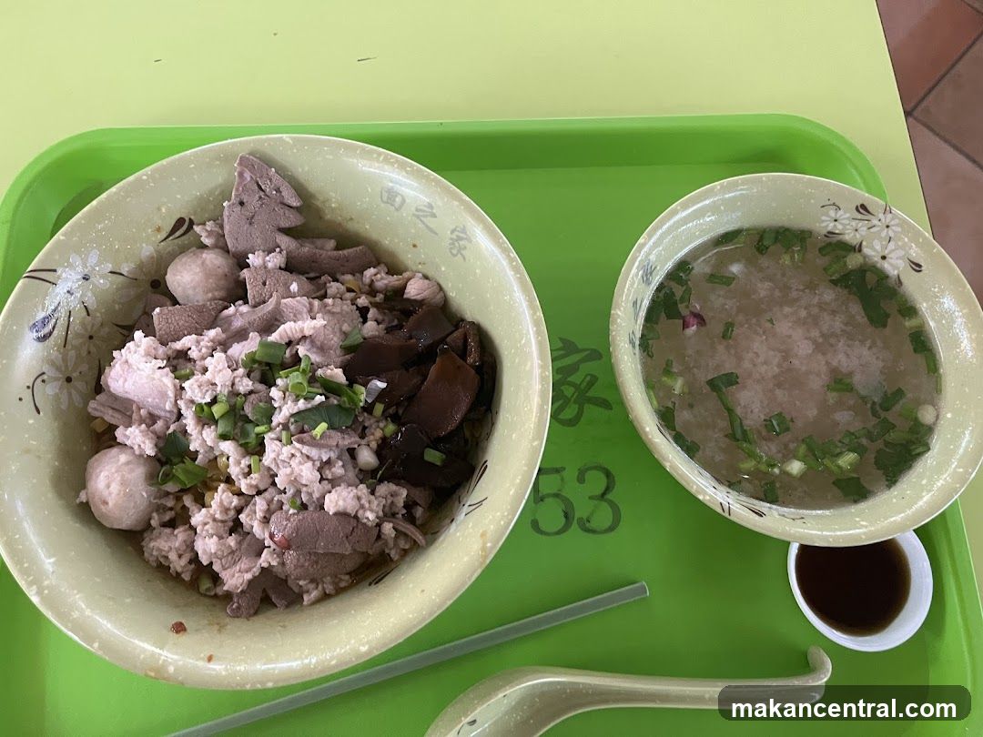Pork Noodles with Soup