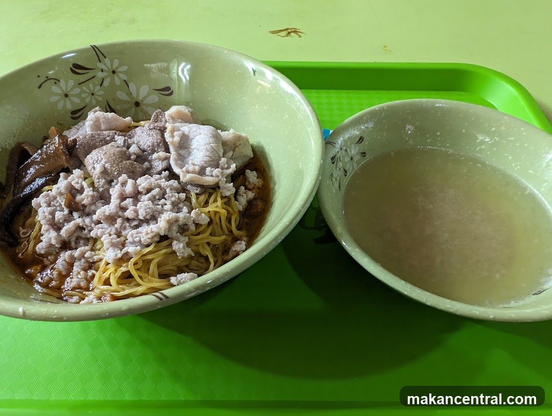 Noodles with Minced Pork and Sliced Pork