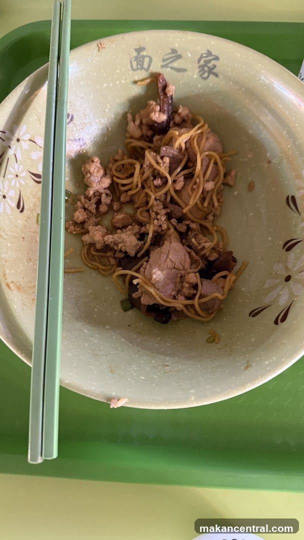 Noodles with Meat and Mushrooms