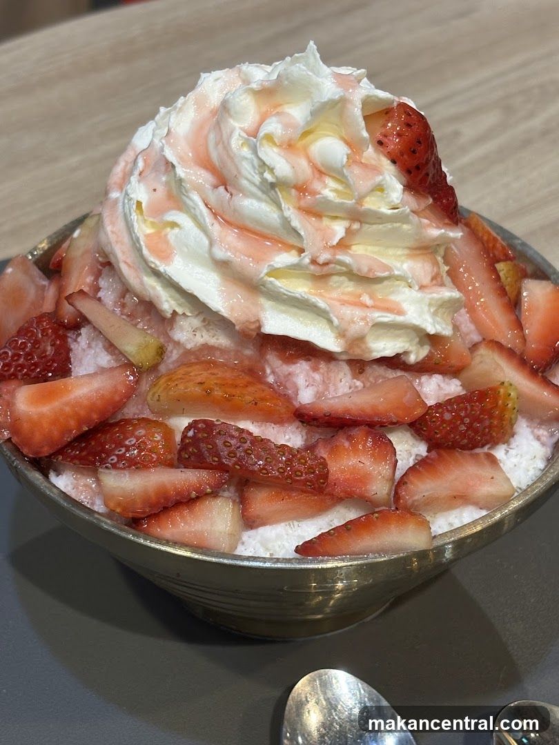 Strawberry Bingsu