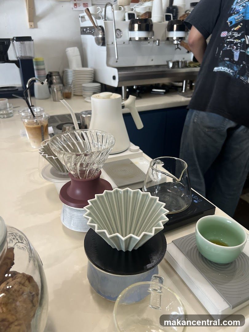 Coffee brewing station