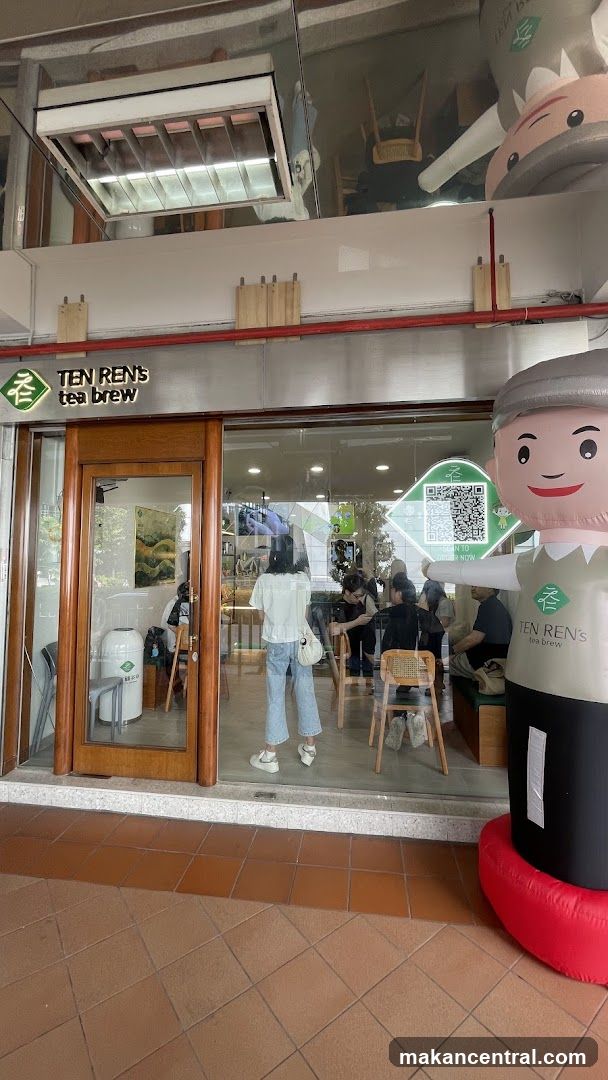 TEN REN‘s tea brew (Bras Basah Complex)
