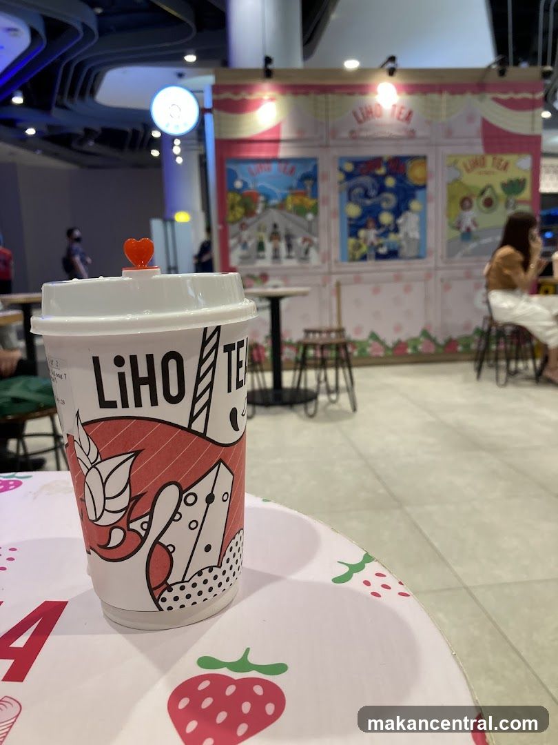 LiHO TEA Cup and Table