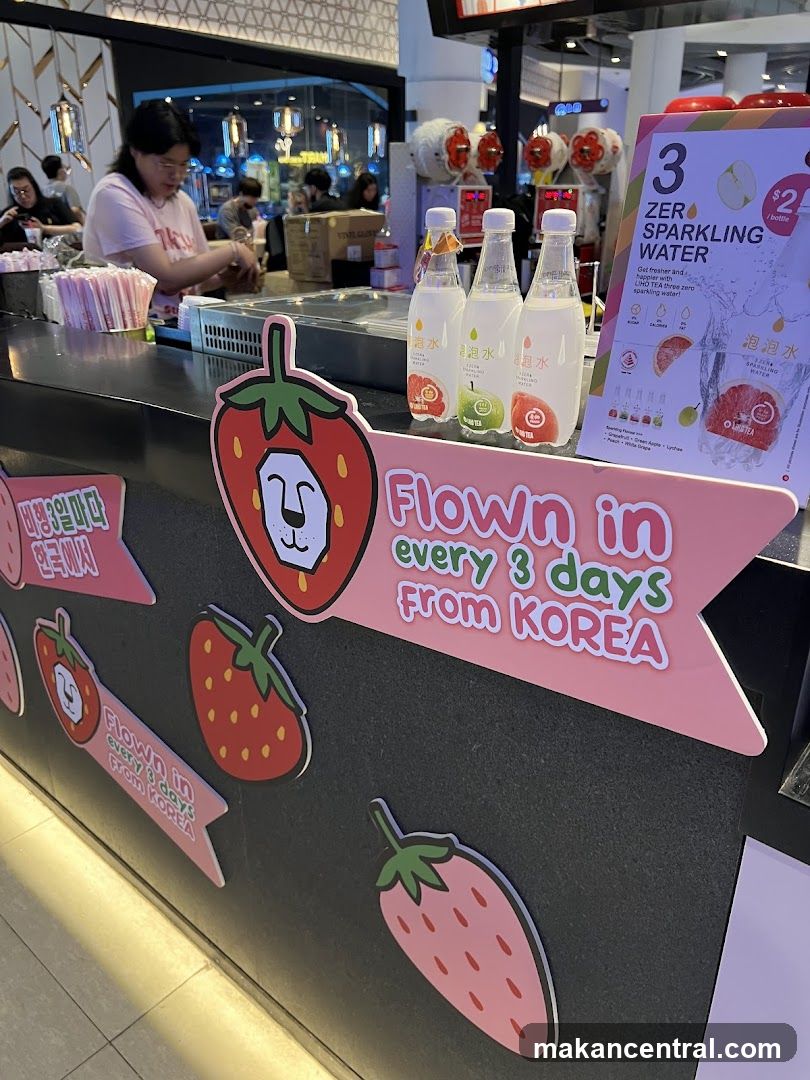 Beverage Counter with Strawberry Theme