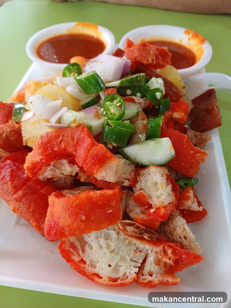 Rojak with dipping sauce