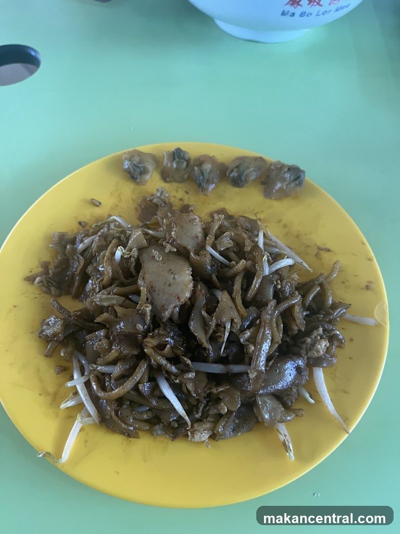 Fried Kway Teow with Oysters
