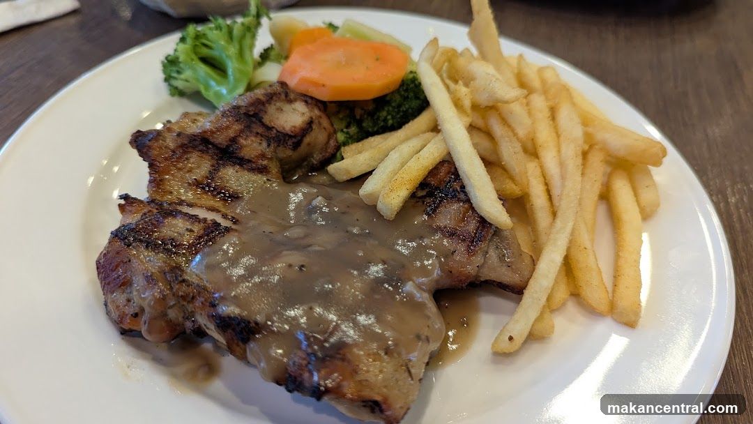 Grilled Chicken with Fries and Vegetables